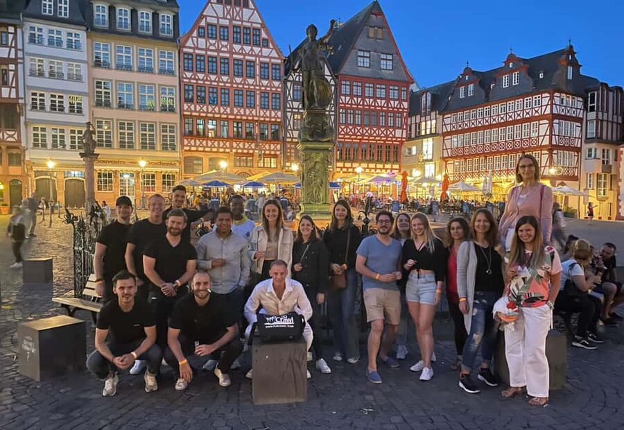Frankfurt Bachelor(ette) Party with a Night PubCrawl - What the $426 group price really buys