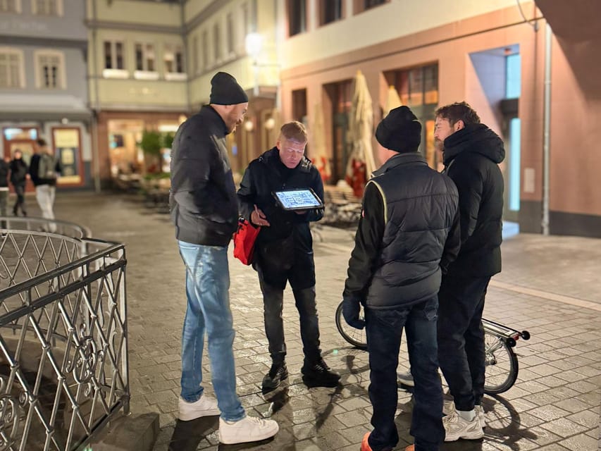 Frankfurt: Discover the heart of Frankfurt - a city tour in German - What Dimitri adds to the experience