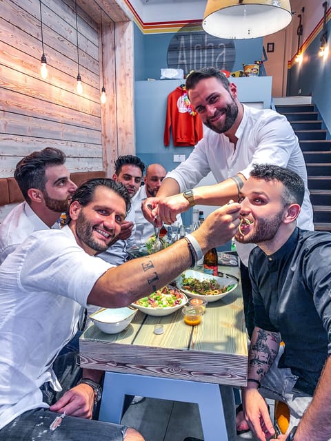 Frankfurt: Food Tour to 3-4 Local Food Spots - My booking advice