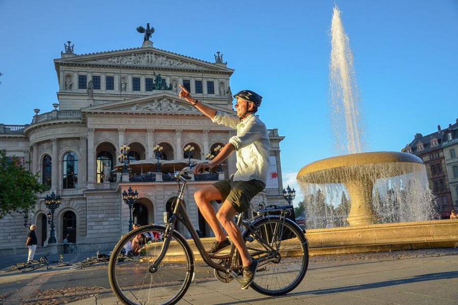Frankfurt: Guided Bike Tour - Key points to know before you ride