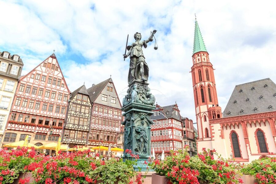 Frankfurt: Guided Bike Tour - Who will get the most from this Frankfurt tour