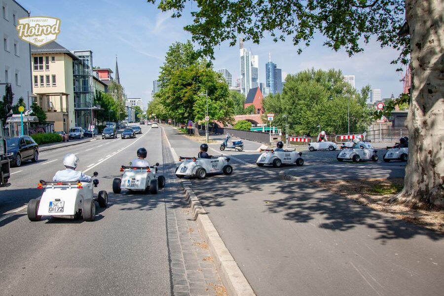 Frankfurt: Hotrod Sightseeing Tour - What the one-hour format is really worth