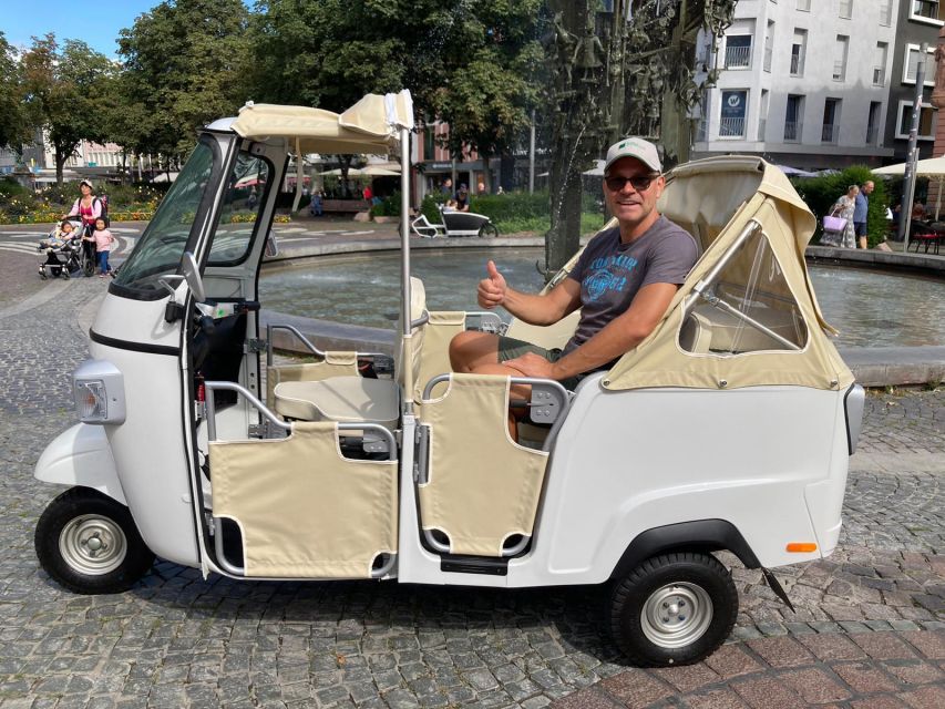 Frankfurt: Private Sightseeing Tour in Retro Ape Calessino - Key points to know before you book