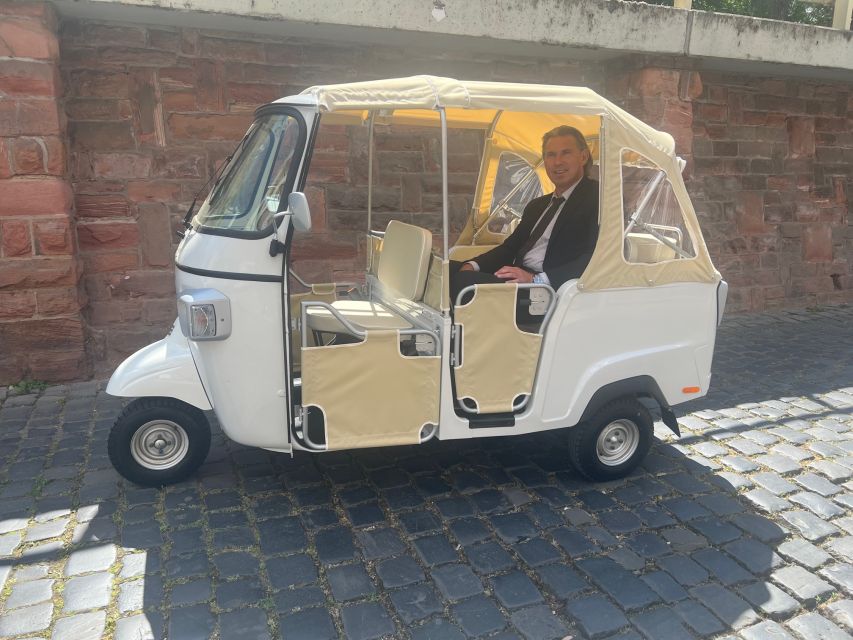 Frankfurt: Private Sightseeing Tour in Retro Ape Calessino - What the $124 private price really buys