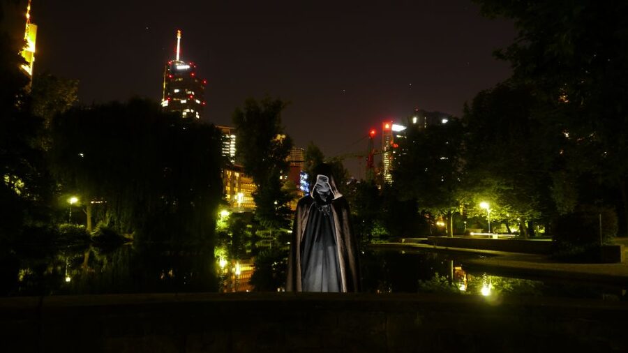Frankfurt: The Black Death Tour - Following a plague doctor through nighttime Frankfurt