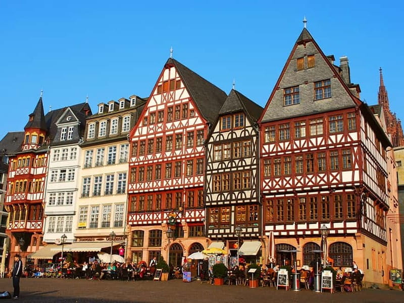 Frankfurt: Walking tour between St. Paul's Church, Main & Old Town flair in German - The New Old Town and Frankfurt’s rebuilt center