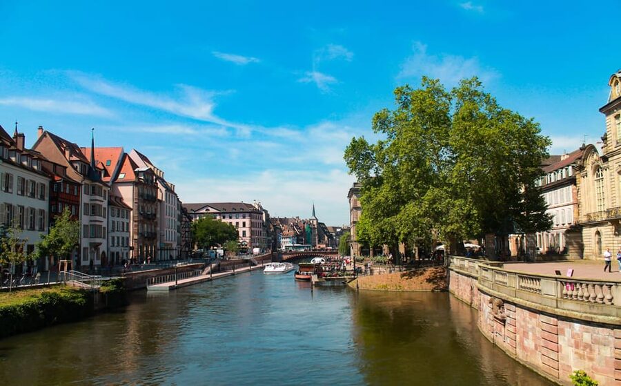 Freiburg: Express Walk with a Local in 60 minutes - Key points at a glance