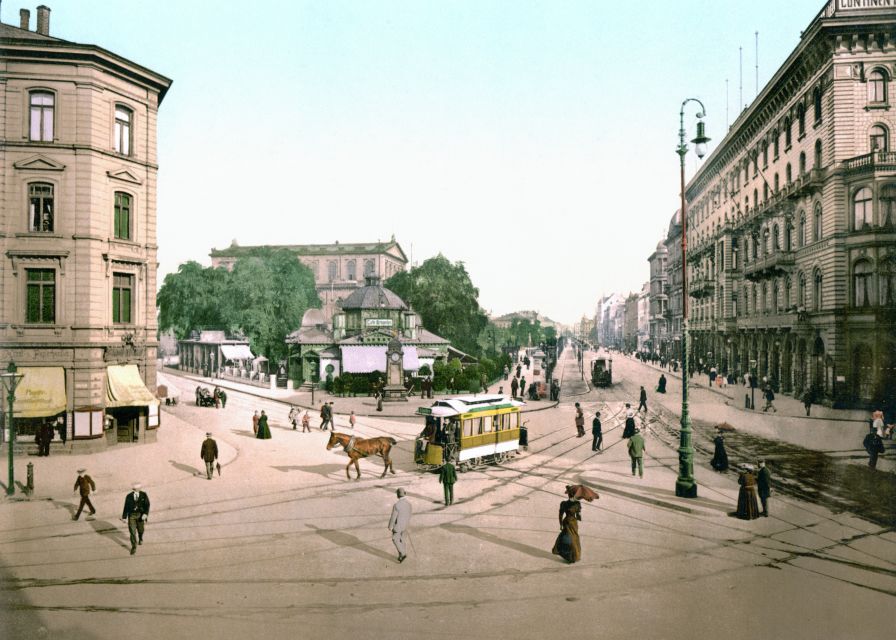 Fritz Haarmann - Die Mördertour - Starting under the horse’s tail at Hannover station
