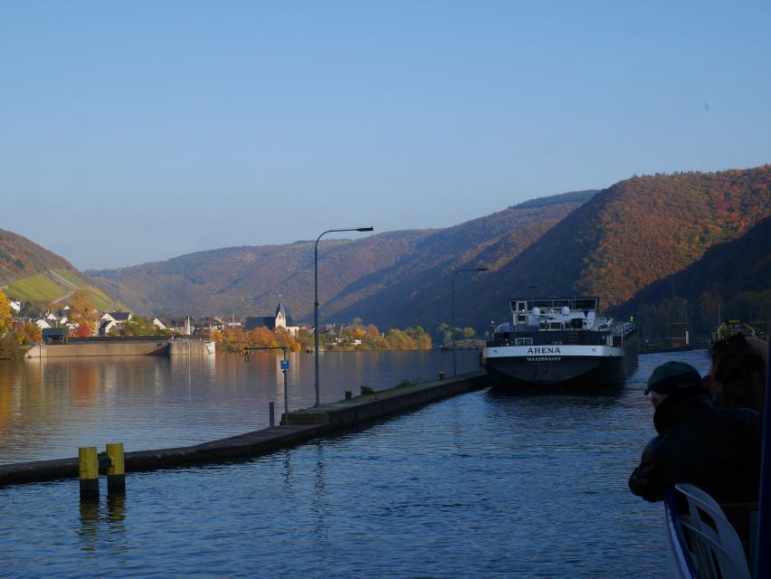 From Alken: Return Day Trip by Boat to Cochem - Cochem Appears Above the River
