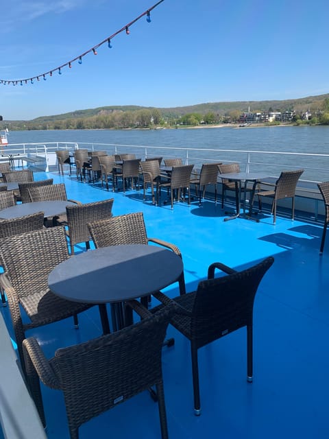 From Bonn: Christmassy Advent Cruise on the Rhine - Why the 90-minute duration works