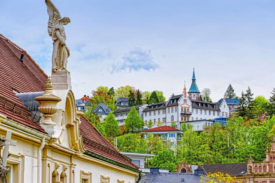 From Frankfurt: Heidelberg & Baden-Baden Full-Day Tour - Heidelberg Castle begins the morning above the Neckar