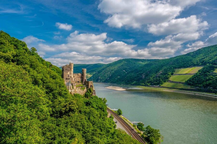 From Frankfurt: Rhine Valley Day Trip - Why the Upper Middle Rhine Valley is worth a day from Frankfurt