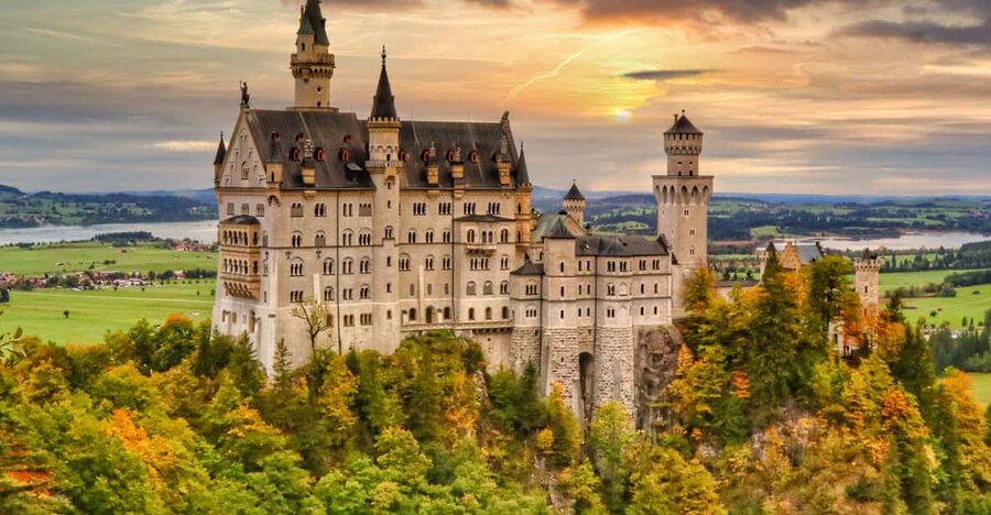 From Füssen: Neuschwanstein & Linderhof Castles Private Tour - Wieskirche provides a quiet final stop