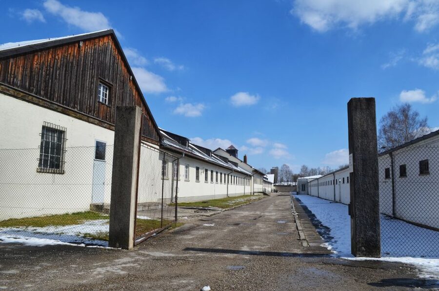 From Munich: Dachau Memorial Site Tour in Spanish - The permanent exhibition sets the context