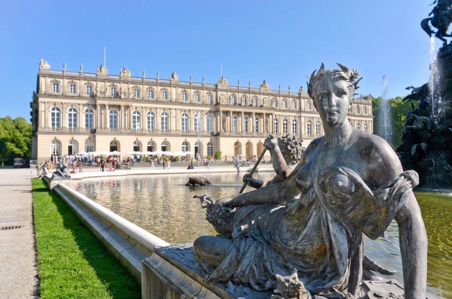 From Munich: Herrenchiemsee Palace and Boat Trip Day-Tour - Fraueninsel, the quieter island stop