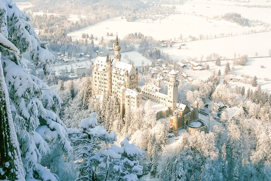 From Munich: Neuschwanstein Castle Full-Day Trip - The uphill route to Neuschwanstein