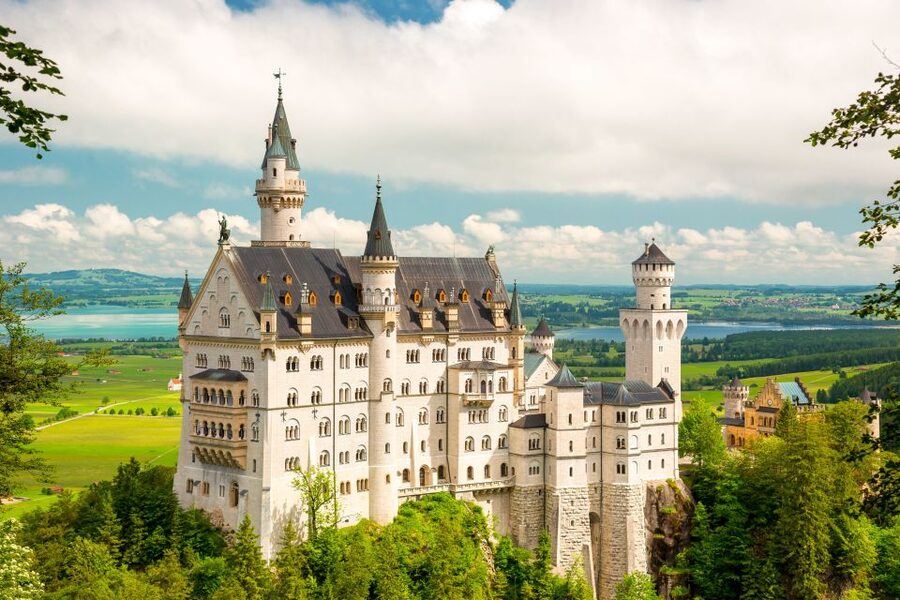 From Munich: Neuschwanstein Castle Full-Day Trip by Van - Why the van is better than a standard coach