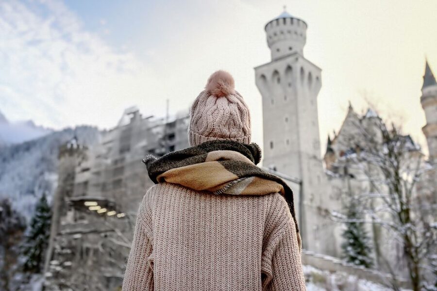 From Munich: Trip to Neuschwanstein & Linderhof in Spanish - Mary’s Bridge and the famous castle view