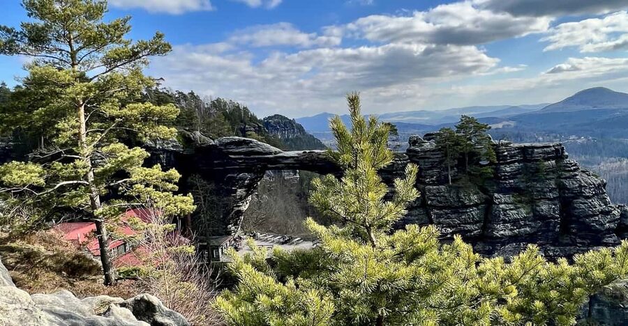 From Prague: Bohemian and Saxon Switzerland Full-Day Tour - Key points at a glance