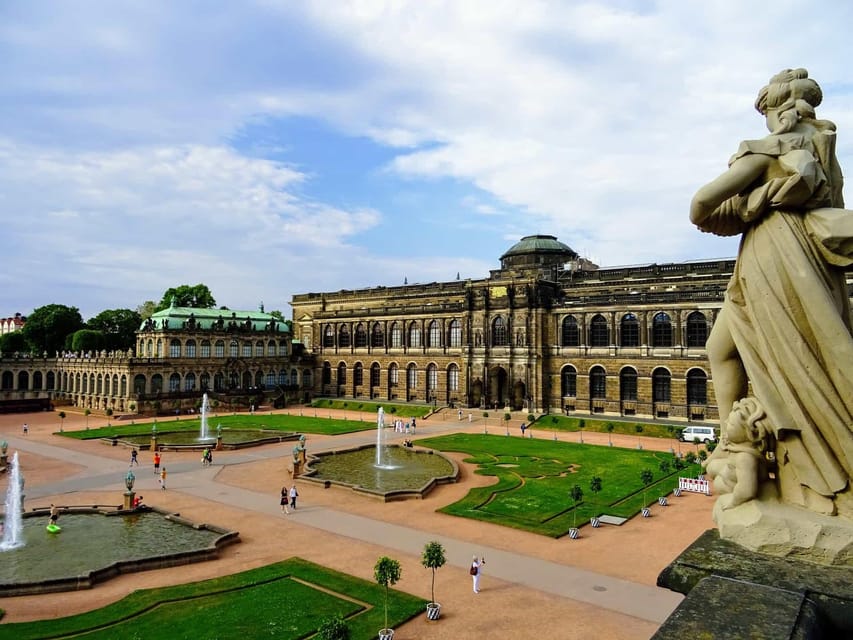 From Prague: Day trip to Dresden - Leaving Prague in a private vehicle