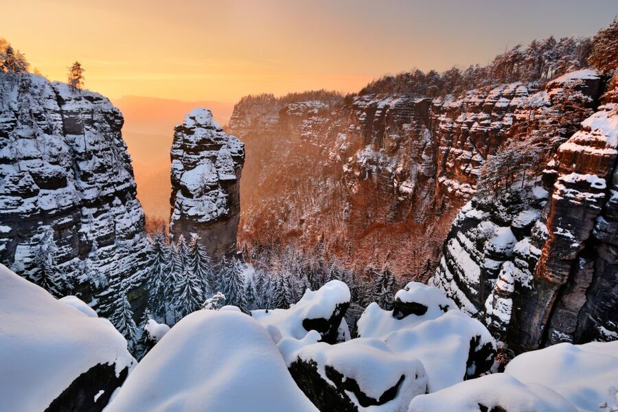 From Prague: Saxony and Bohemian Switzerland Walking Tour - From Prague to Pravčická Gate