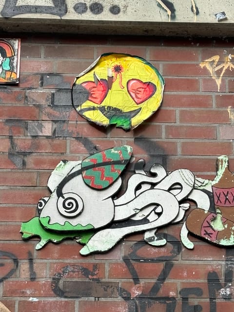 German guided insider tour of Hamburg's Schanzenviertel - Andreas’s guiding style