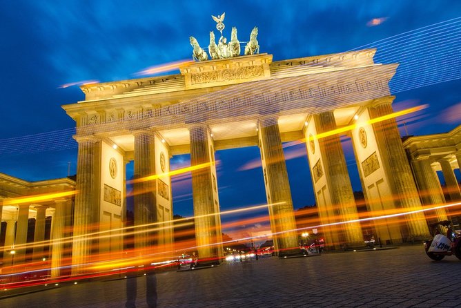 Get to Know Berlin's Main Sites –A Private Tour with Jacob - Reichstag and Brandenburg Gate: Berlin’s grand front door