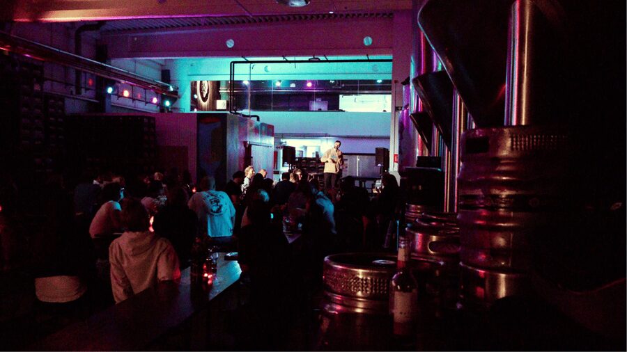 GET UP Comedy in Hamburg - Life is too short not to laugh! - Who should choose each format?