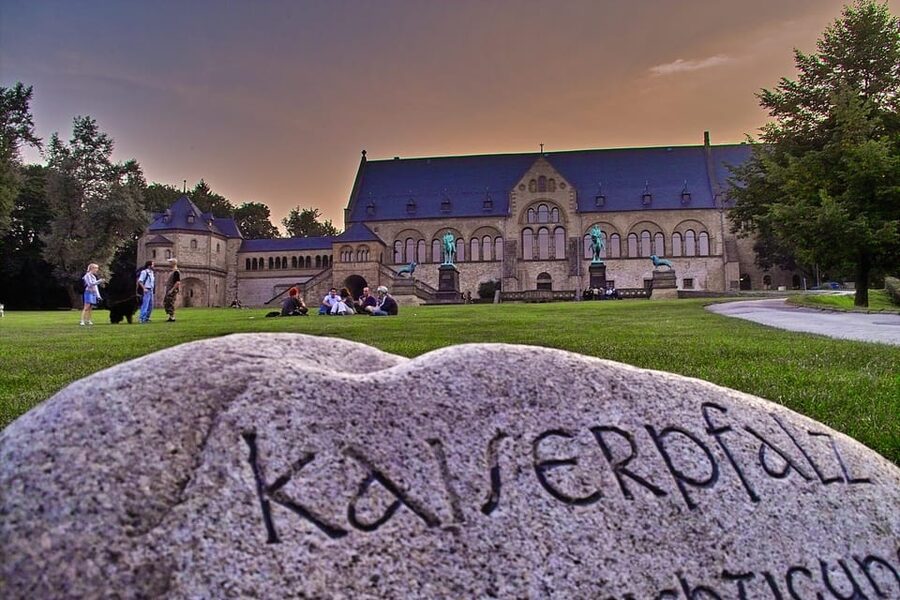Goslar: Führung durch die Kaiserpfalz - How the guide shapes the visit