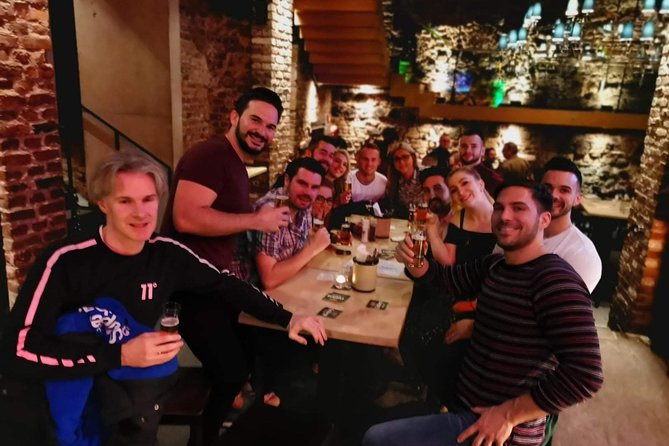 Guided Brewhouse Walking Tour in Cologne - Stop four: Bierhaus en d’r Salzgass