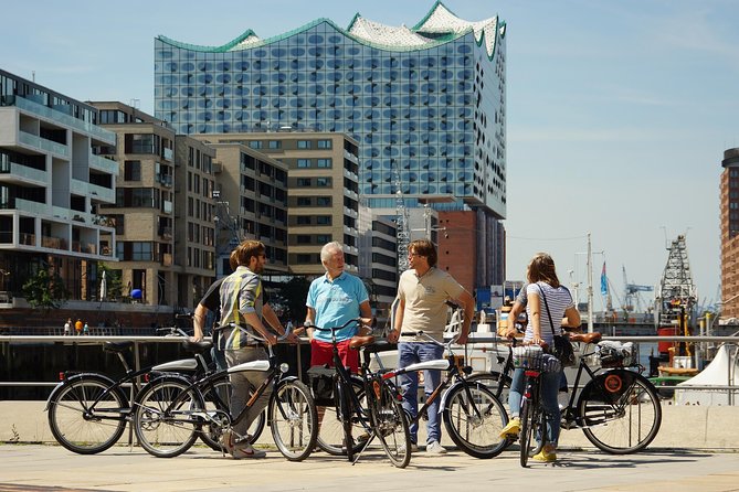 Guided Hamburg City Bike Tour - Why a bicycle is a smart way to meet Hamburg