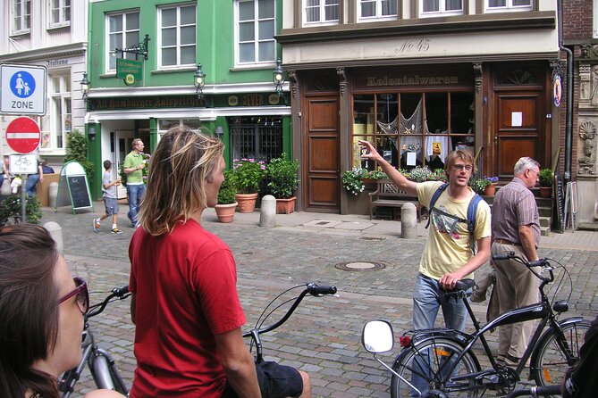 Guided Hamburg City Bike Tour - The Elbphilharmonie and the harbor view