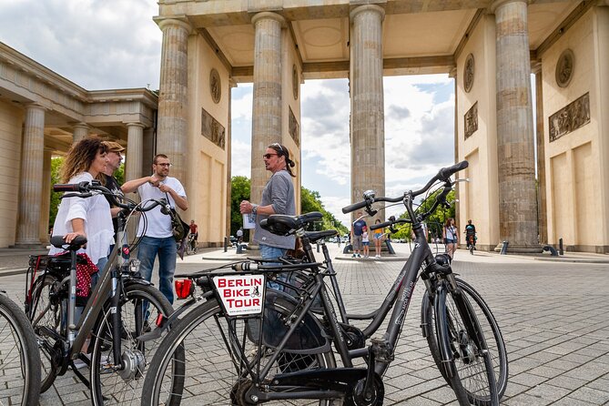 Half-Day Guided Bike Tour of Central Berlin's Highlights - The Reichstag and the political heart of Berlin