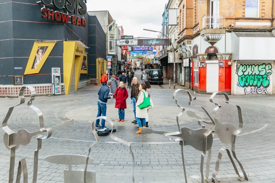 Hamburg: 2.5-Hour Beatles Music Tour - The pub performance is more than a quick finale