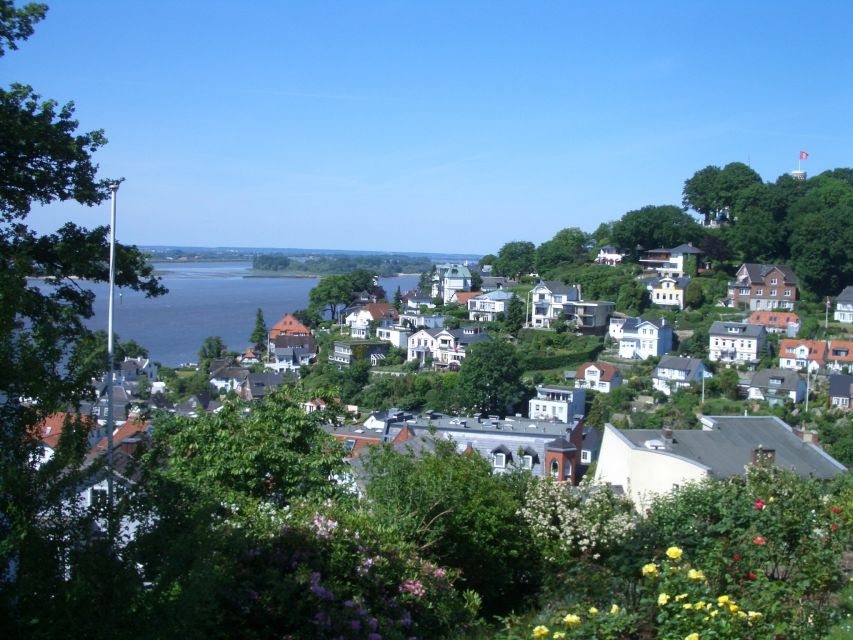 Hamburg: 2-Hour Blankenese Walking Tour - Entering the Treppenviertel, Hamburg’s Stairs Neighborhood