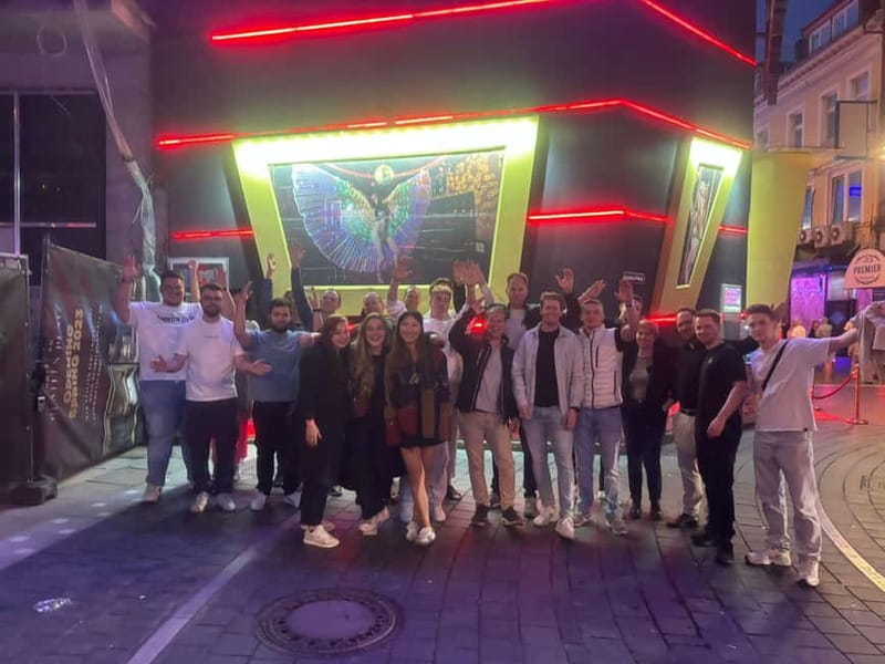 Hamburg Bachelor(ette) Premium Party with Night PubCrawl - Who should book this pub crawl?