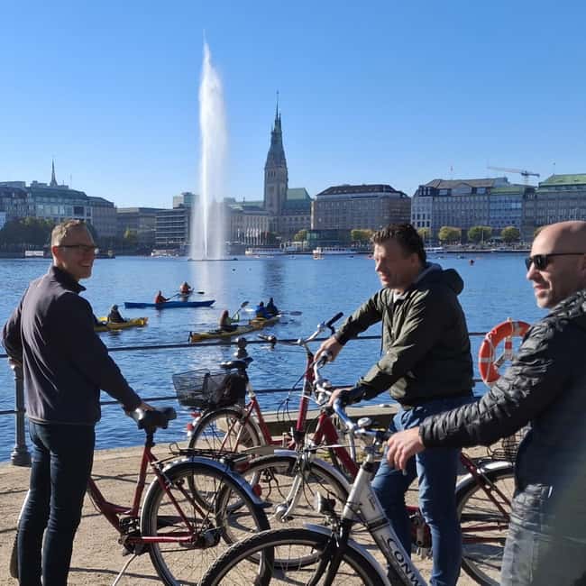 Hamburg: City Tour by Bike with Elbphilharmonie - Deichstraße and the story of the great fire