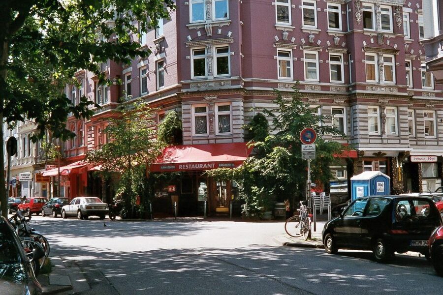 Hamburg: Downtown, Alster & Creative Neighborhoods by Bike - What $43 gets you