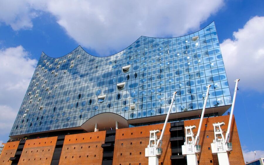 Hamburg: Elbphilharmonie Highlights and Plaza Guided Tour - Why this short Elbphilharmonie tour works