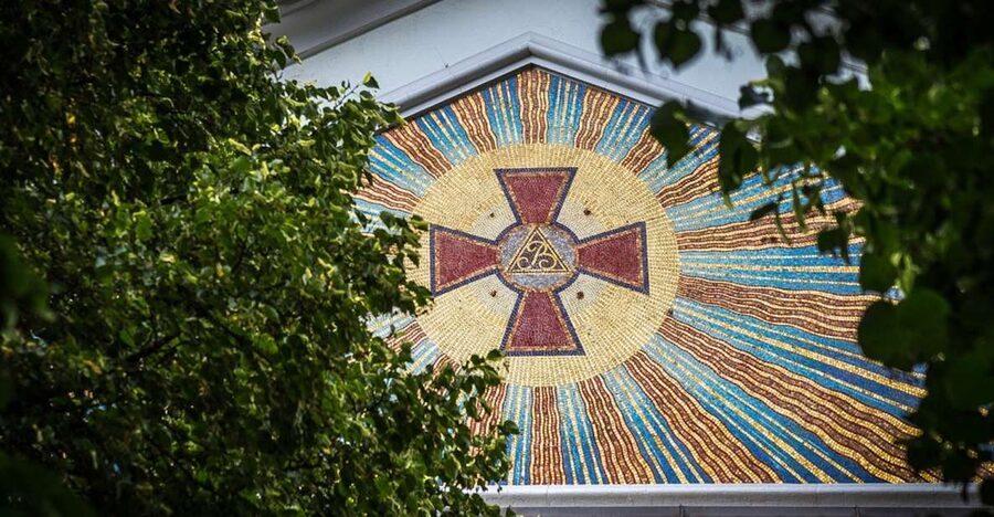 Hamburg - Freemason Walking Tour in German - Starting at the St. Nikolai memorial