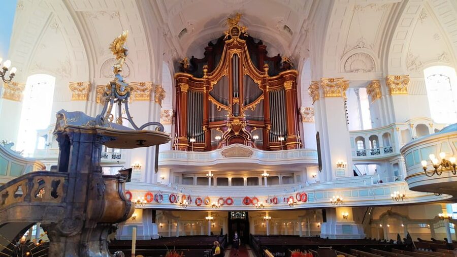 Hamburg: Guided Tour of St. Michael's Church - A practical one-hour plan inside the church
