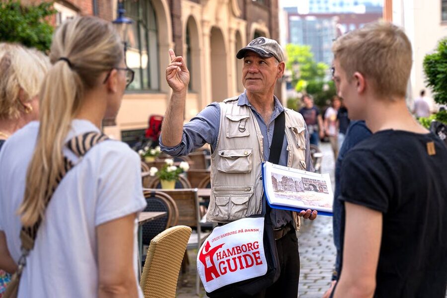 Hamburg: Guided Walking Tour in Danish - Speicherstadt, Hamburg’s brick warehouse district