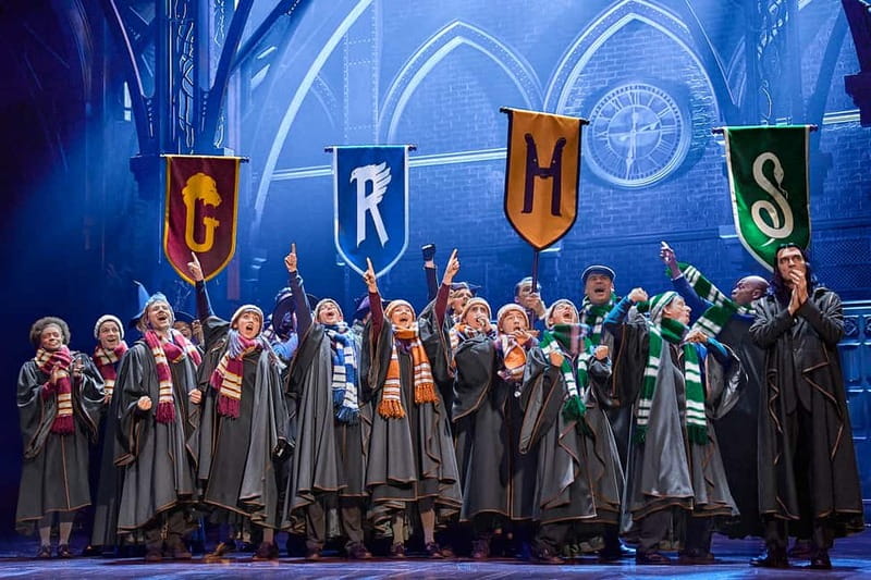 Hamburg: Harry Potter and the Cursed Child Theater - What the 3.5-hour performance feels like