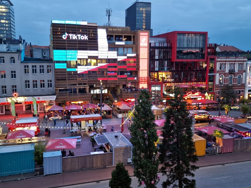 Hamburg: Historical Tour of the St. Pauli Sex Work District - Following the Reeperbahn’s Public Story