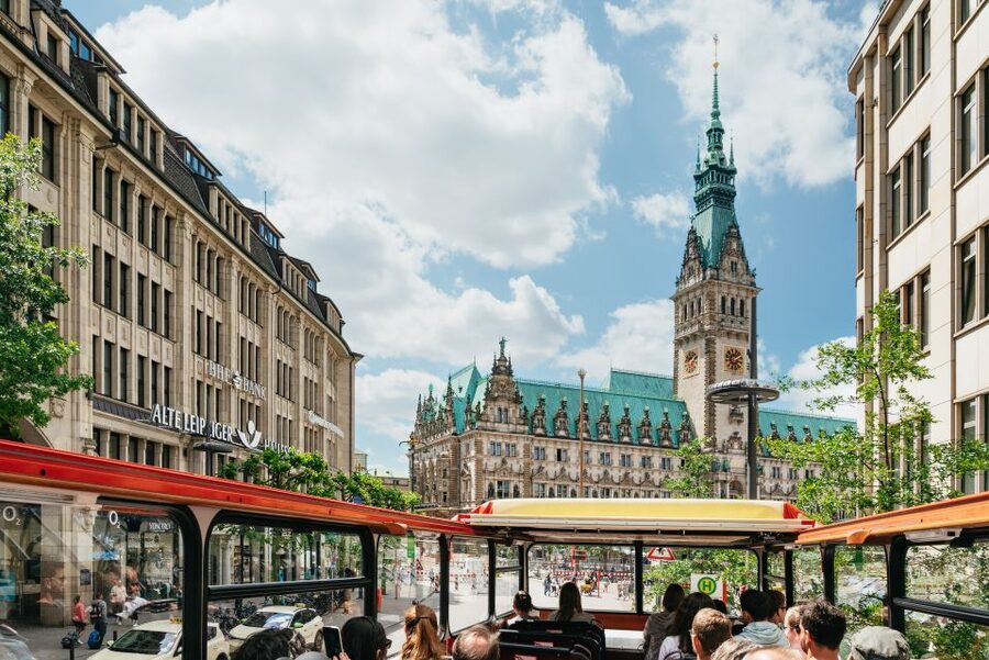 Hamburg: Hop-On Hop-Off Bus with Alster or Harbor Cruise - What the audio guides are like in practice