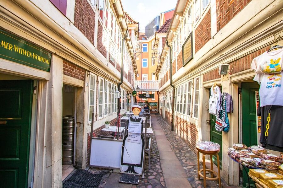 Hamburg: In the footsteps of the Beatles with a Local - Seeing the city beyond the music