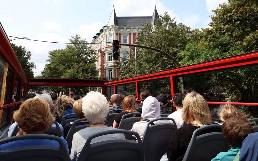Hamburg: Line C Sightseeing Hop-On Hop-Off Bus Tour - A smart first look at Hamburg
