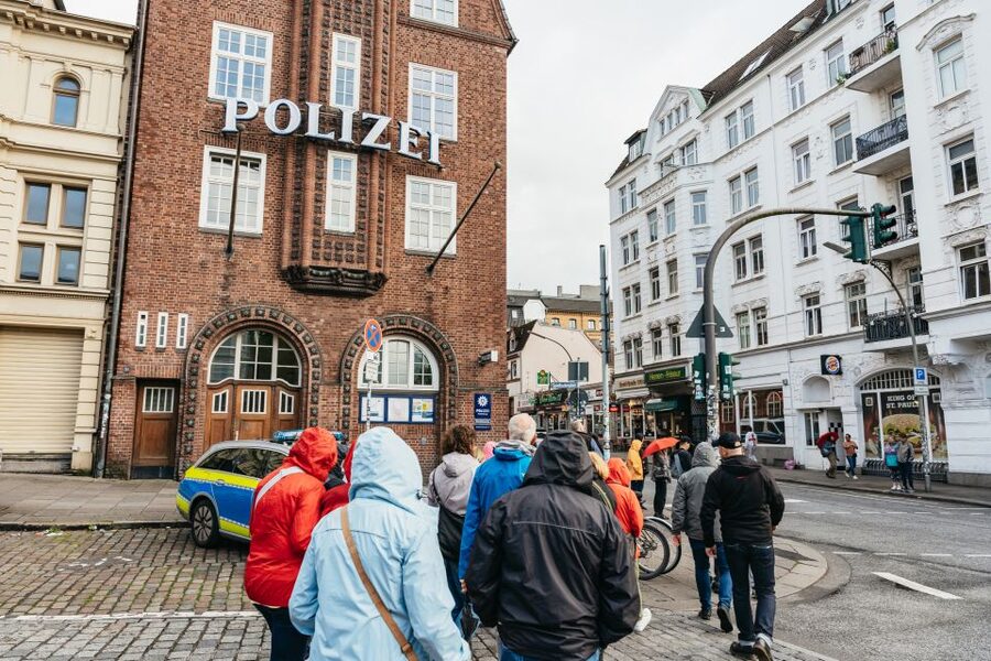 Hamburg: Lust, Luden & Die Große Freiheit Tour - Clubs, shops, bars, and the Kiez character