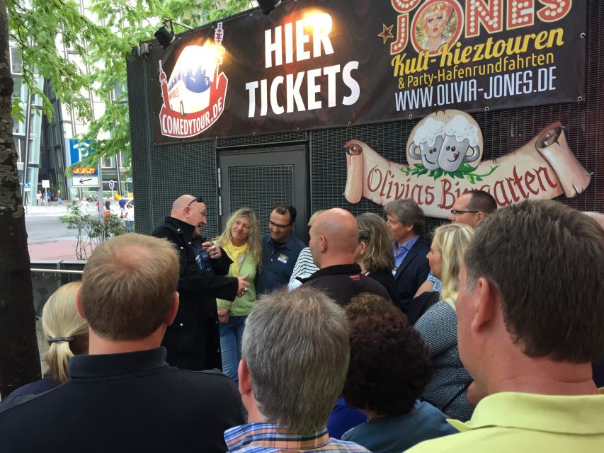 Hamburg: Original Kiez Tour in German with Eddy Kante - German language and the guide’s storytelling style