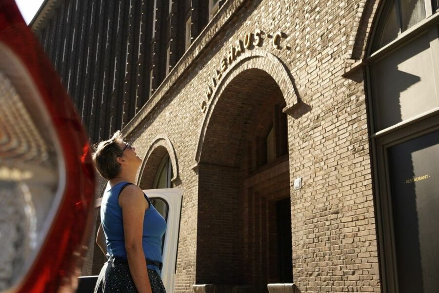 Hamburg: Private 3-Hour Guided Car Tour - Speicherstadt: Hamburgs brick-built gateway